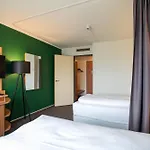 Western Conference Airporthotel Frankfurt ホテル 3*