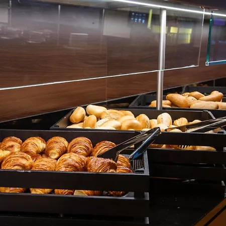 Western Conference Airporthotel Frankfurt 3*