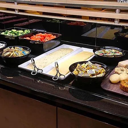 فندق Western Conference Airporthotel Frankfurt 3*