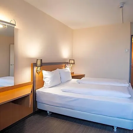 فندق Western Conference Airporthotel Frankfurt 3*