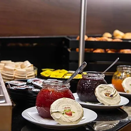فندق Western Conference Airporthotel Frankfurt 3*